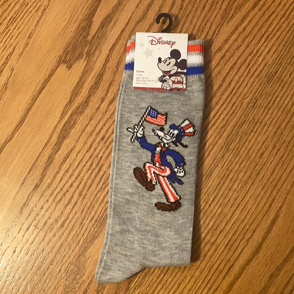 Goofy Uncle Sam grey Crew Socks men’s 6.5-12 shoe